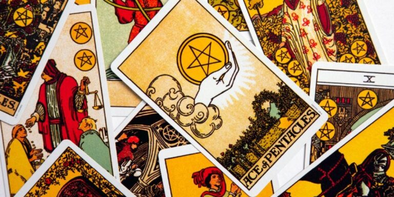 How Do Tarot Cards Work