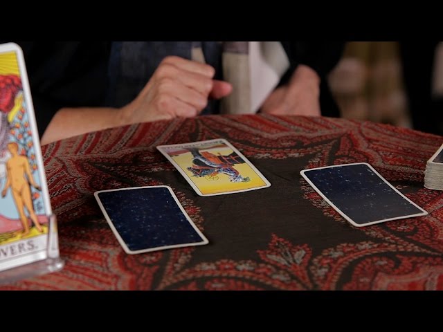 Best Tarot Cards for Yes or No Readings